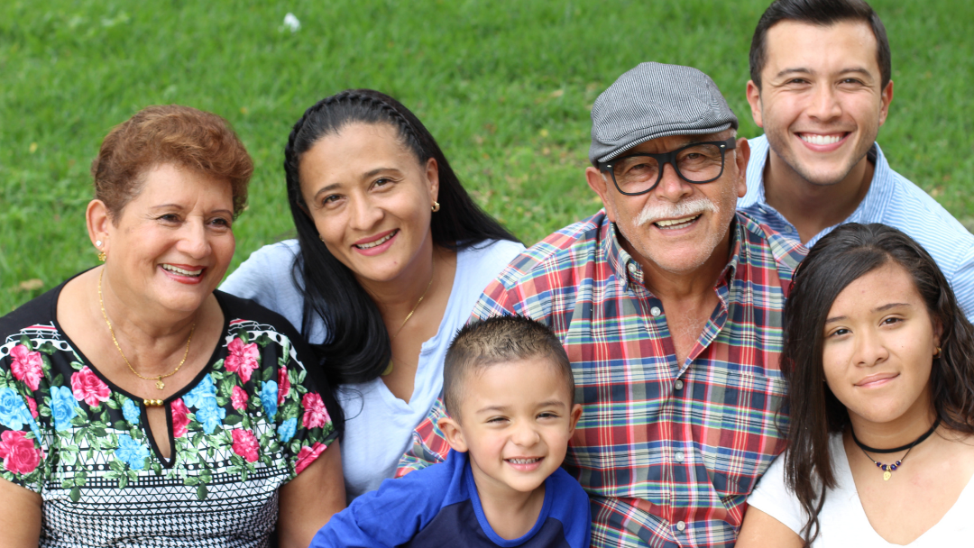banner pic Latinx family